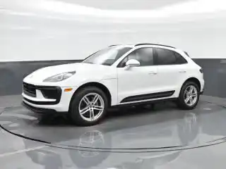 2023 Porsche Macan T's photo