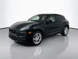 2024 Porsche Macan Base's photo
