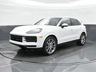 2026 Porsche Cayenne Base's photo