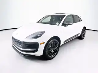 2026 Porsche Macan T's photo