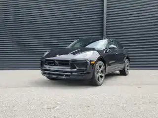 2026 Porsche Macan T's photo
