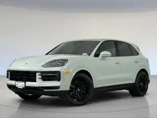2026 Porsche Cayenne S's photo