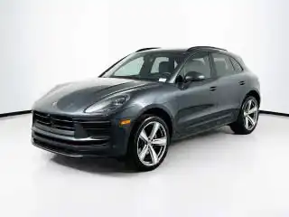 2026 Porsche Macan T's photo