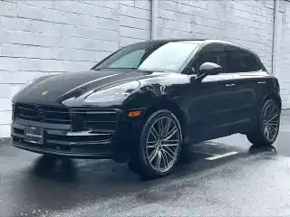 2026 Porsche Macan T's photo