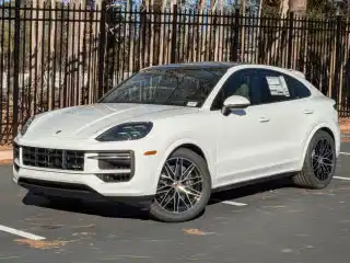 2026 Porsche Cayenne Base's photo