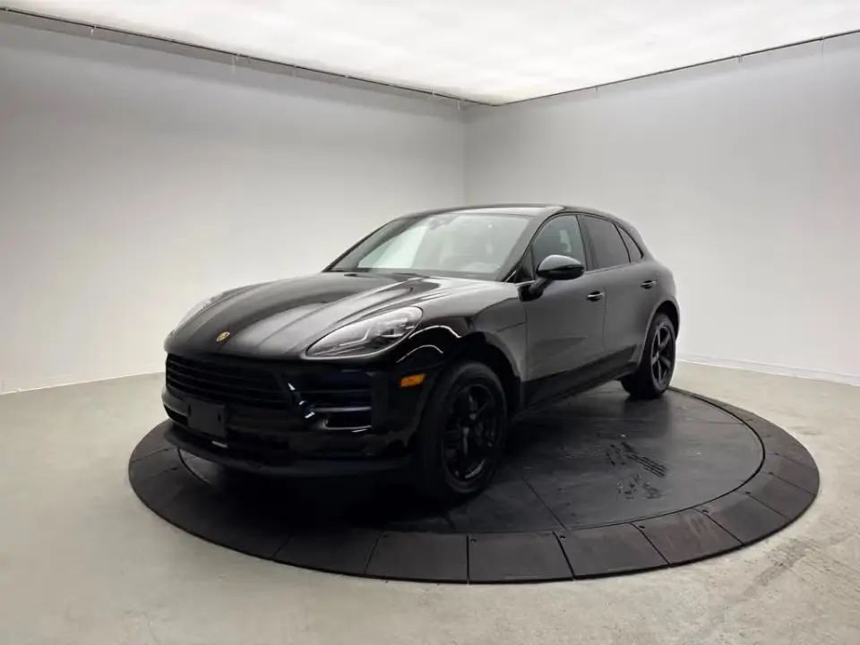 2021 Porsche Macan Base photo 3