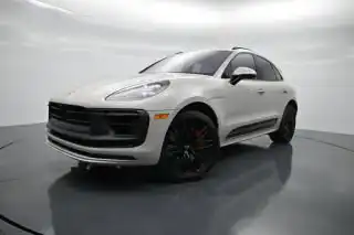 2024 Porsche Macan GTS's photo