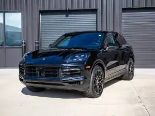 2026 Porsche Cayenne Base's photo