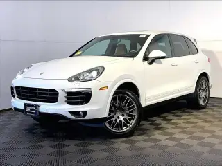 2017 Porsche Cayenne Platinum Edition photo 5