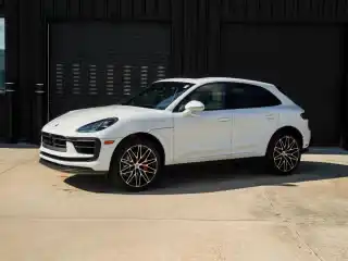 2026 Porsche Macan S's photo
