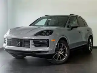 2025 Porsche Cayenne Base's photo