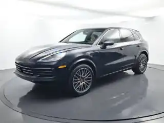 2021 Porsche Cayenne S's photo