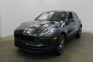 2026 Porsche Macan T's photo