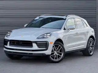 2026 Porsche Macan T's photo