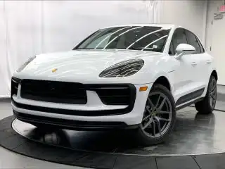 2025 Porsche Macan T's photo