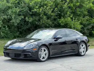 2018 Porsche Panamera 4S's photo