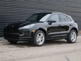 2026 Porsche Macan T's photo