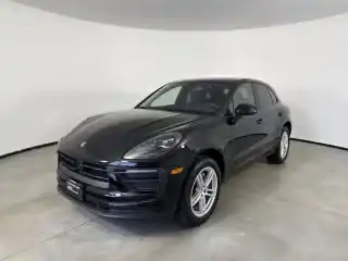 2024 Porsche Macan T's photo