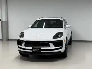 2026 Porsche Macan Base's photo