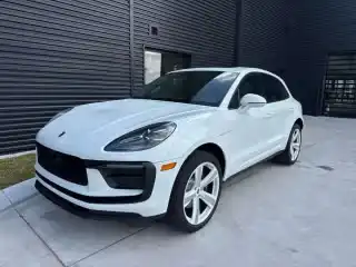 2026 Porsche Macan T's photo