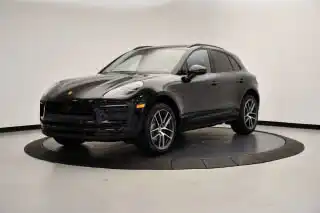 2026 Porsche Macan Base's photo