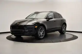 2026 Porsche Macan Base photo 1