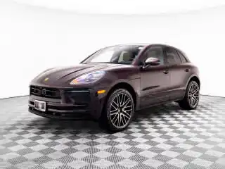 2026 Porsche Macan T's photo