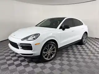 2021 Porsche Cayenne Base's photo