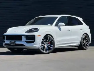 2026 Porsche Cayenne GTS's photo