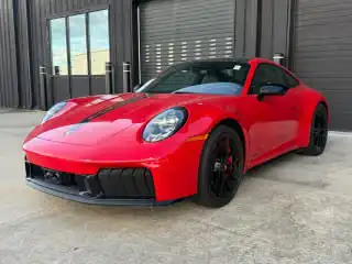 2025 Porsche 911 Carrera 4 GTS Coupe's photo