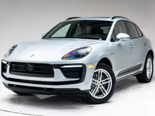 2026 Porsche Macan Base's photo