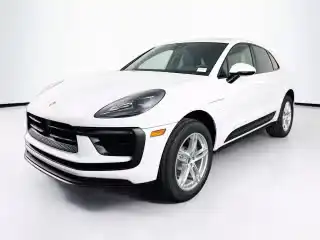 2026 Porsche Macan Base's photo