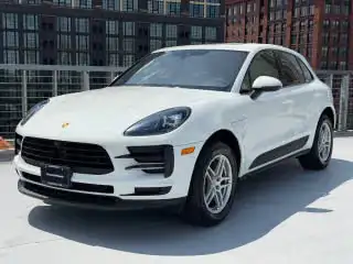 2021 Porsche Macan Base's photo