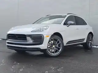 2026 Porsche Macan T's photo