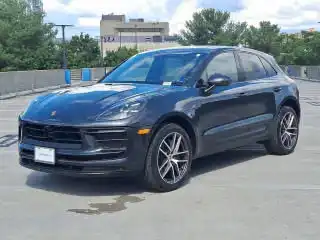 2024 Porsche Macan T's photo
