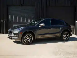 2026 Porsche Macan T's photo