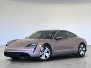 2023 Porsche Taycan Base's photo