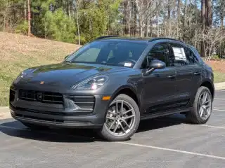 2026 Porsche Macan T's photo