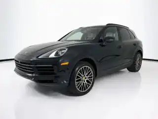 2023 Porsche Cayenne Platinum Edition's photo