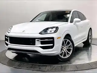 2026 Porsche Cayenne S's photo