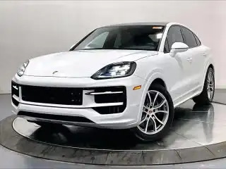 2026 Porsche Cayenne S's photo