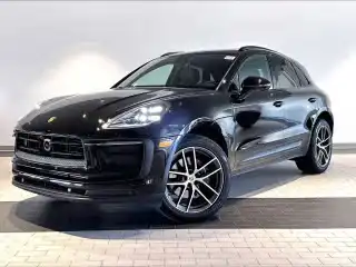 2026 Porsche Macan Base's photo