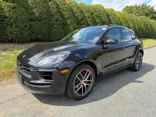 2026 Porsche Macan S's photo