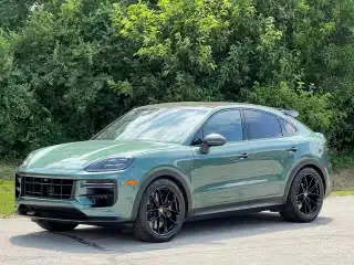 2025 Porsche Cayenne Turbo GT's photo