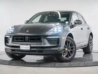 2023 Porsche Macan T's photo