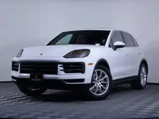 2026 Porsche Cayenne Base's photo