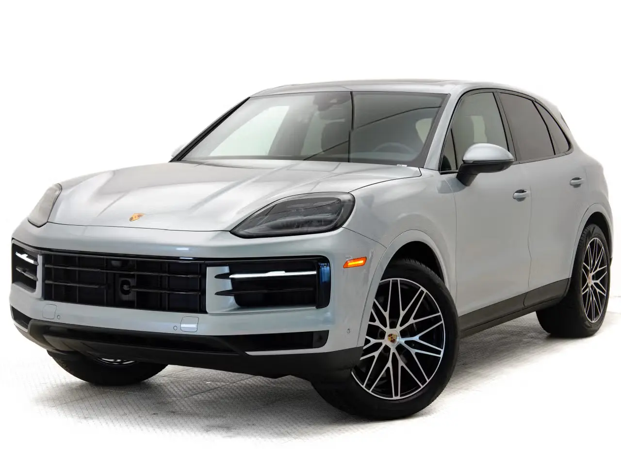 2025 Porsche Cayenne Base photo 4