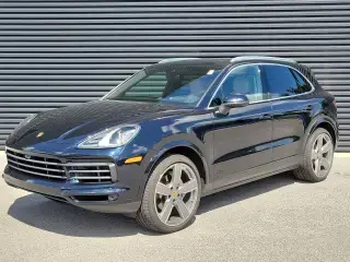 2019 Porsche Cayenne Base photo 5