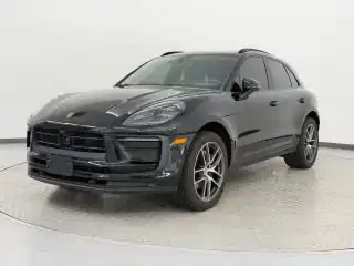 2024 Porsche Macan Base's photo