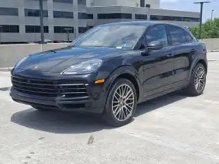 2023 Porsche Cayenne Platinum Edition's photo